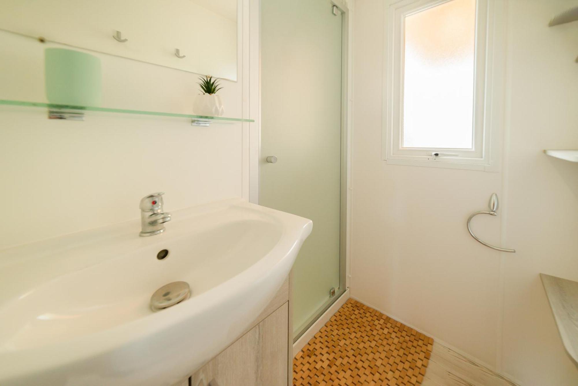 Mobil Home Les Pieds Dans L'Eau Canet-en-Roussillon Exterior photo